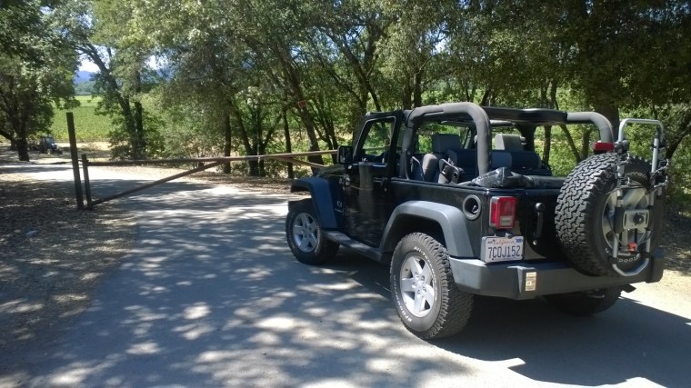 Beautiful Jeep driving in Sonoma, unfortunatly 8 hours of 102 degree temps through the dessert without AC was not as fun.